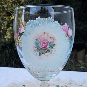 One lacy rose painted wine glass